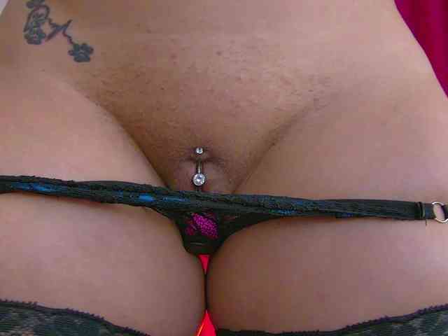 Foxxxy-MILF webcam