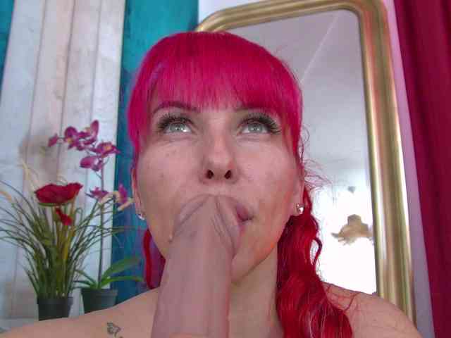 Foxxxy-MILF webcam
