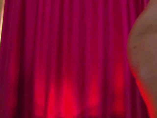 Foxxxy-MILF webcam