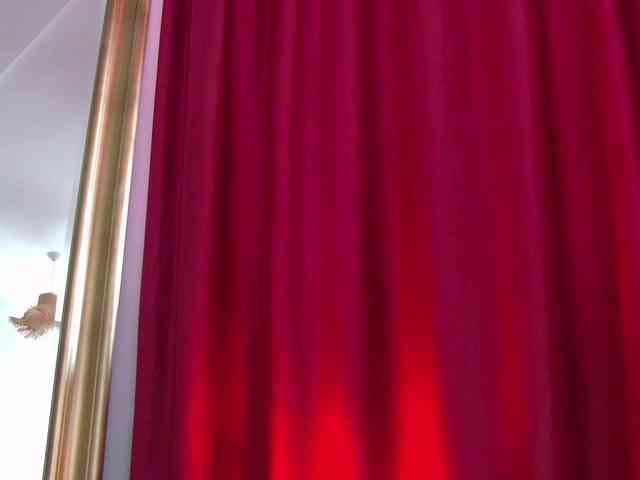 Foxxxy-MILF webcam