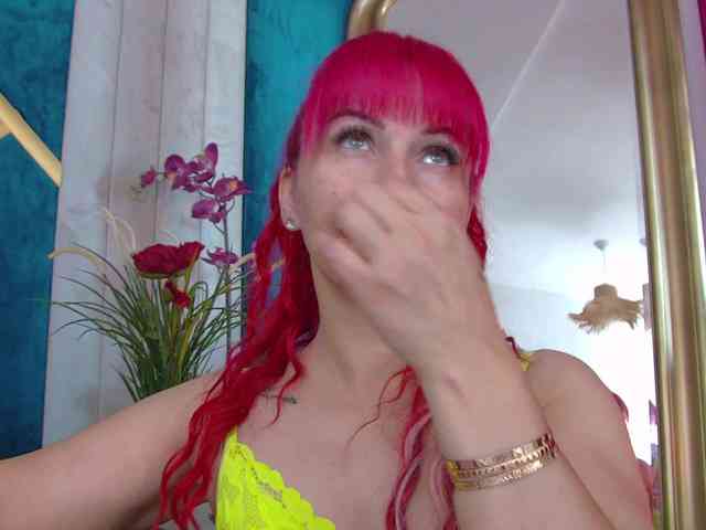 Foxxxy-MILF webcam
