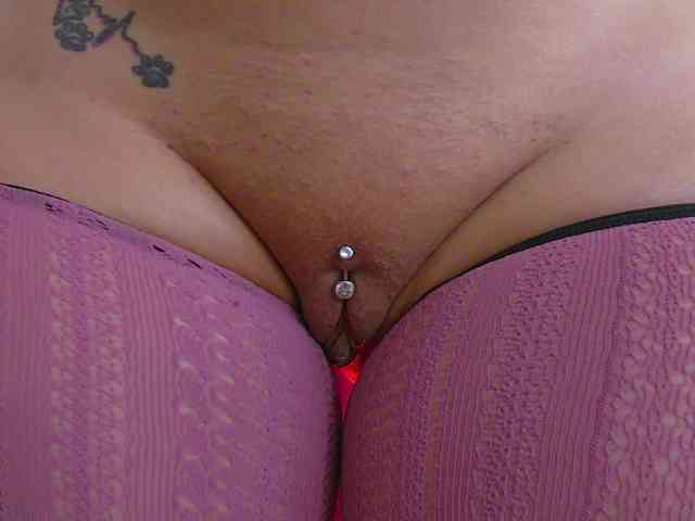 Foxxxy-MILF webcam