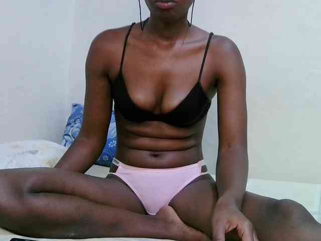 sweet-leylah webcam