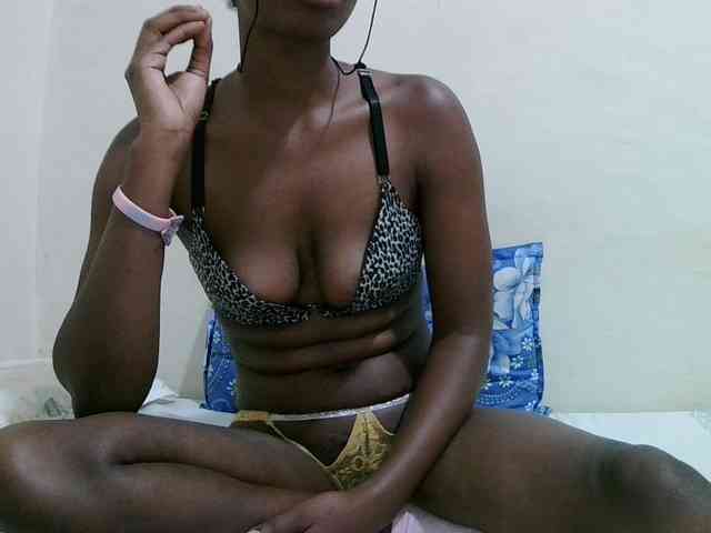 sweet-leylah webcam