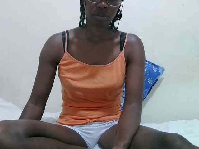 sweet-leylah webcam