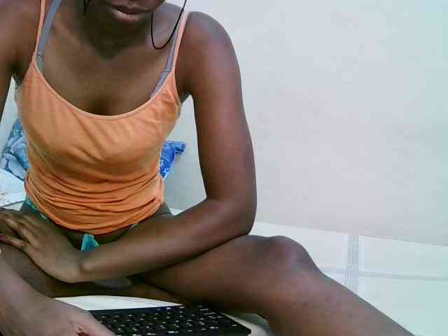 sweet-leylah webcam