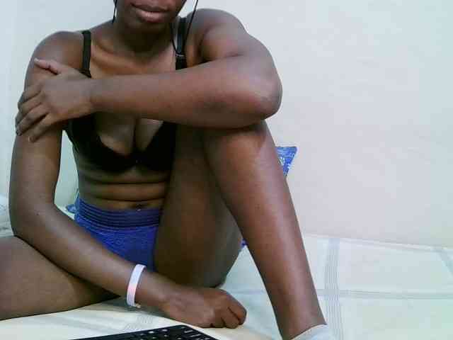 sweet-leylah webcam