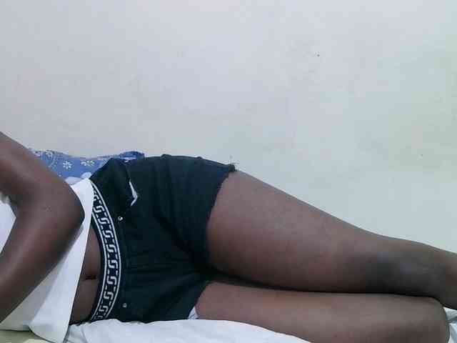 sweet-leylah webcam