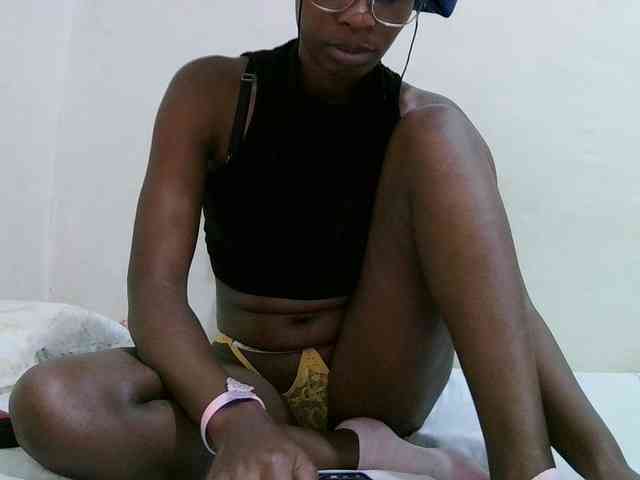 sweet-leylah webcam