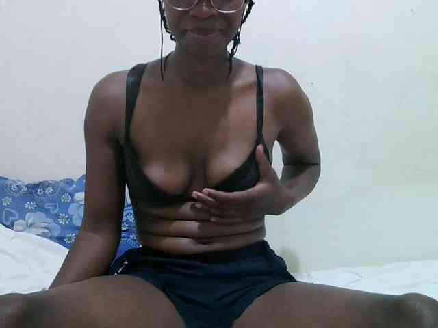 sweet-leylah webcam