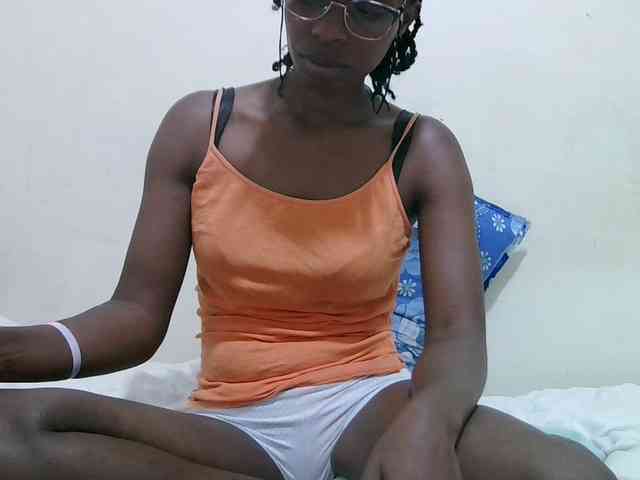 sweet-leylah webcam