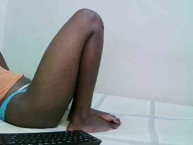 sweet-leylah webcam