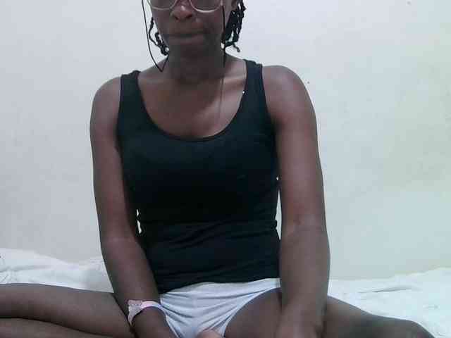 sweet-leylah webcam