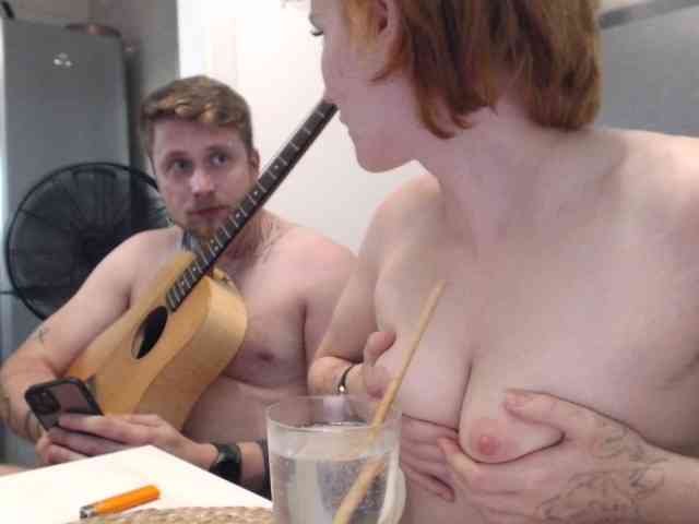 Creme-de-la-Penis webcam