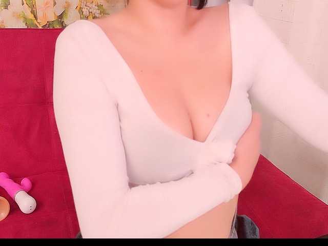 Nina0206's BongaCams show and profile