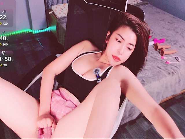 Nina0206's BongaCams show and profile