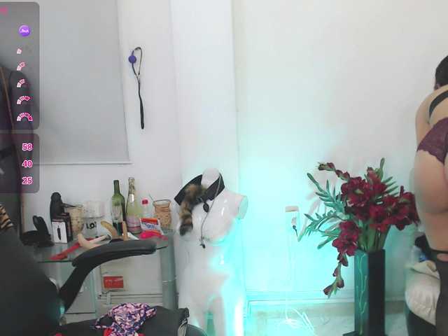 bella-moss's BongaCams show and profile