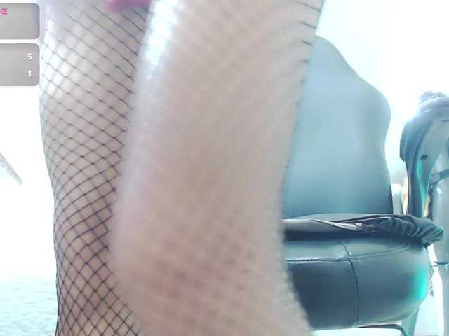 bella-moss's BongaCams show and profile