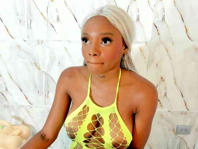 Mia-jackson webcam