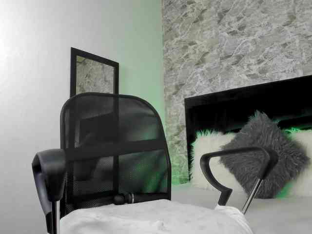 Maylin-Garcia webcam
