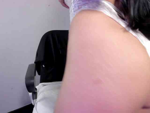 Maylin-Garcia webcam