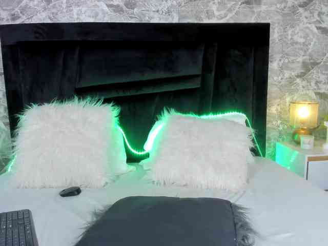 Maylin-Garcia webcam