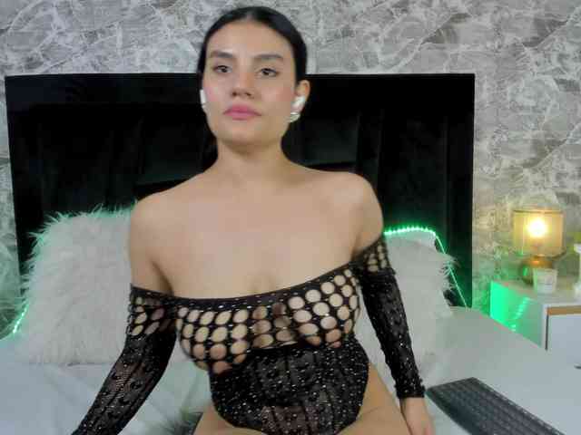 Maylin-Garcia webcam