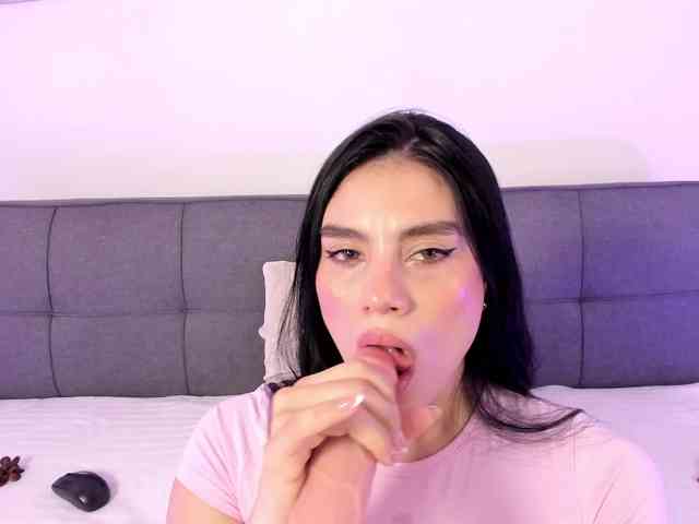 Maylin-Garcia webcam