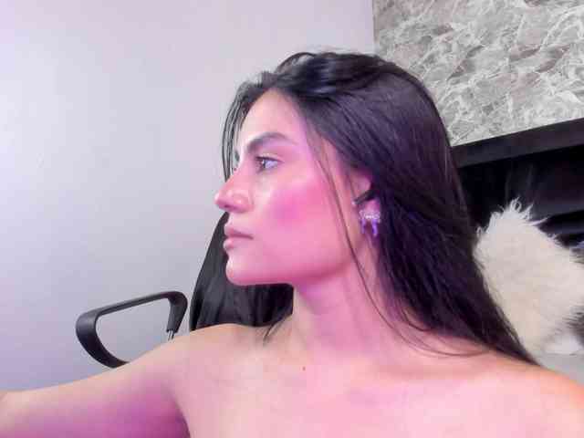Maylin-Garcia webcam