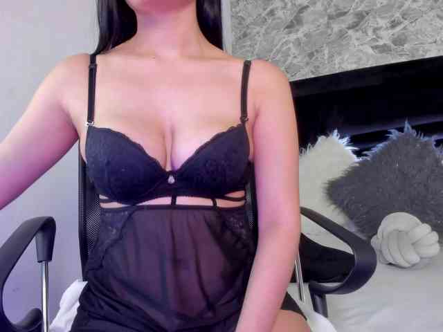 Maylin-Garcia webcam