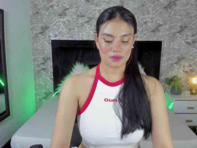 Maylin-Garcia webcam