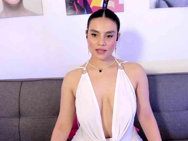 Maylin-Garcia webcam