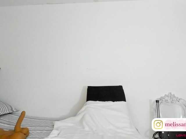 sara-maisa's BongaCams show and profile