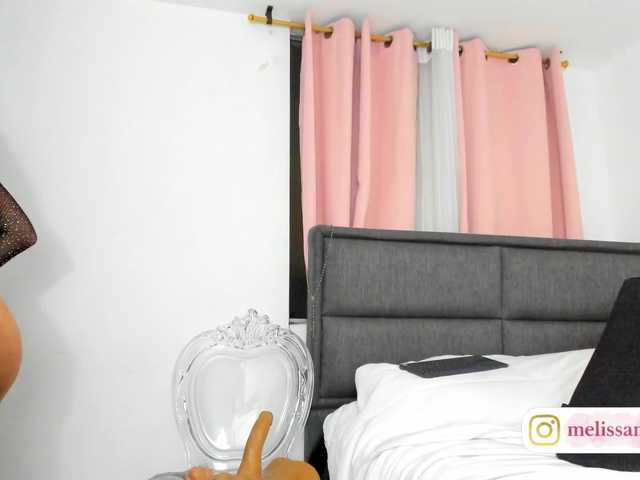 sara-maisa's BongaCams show and profile