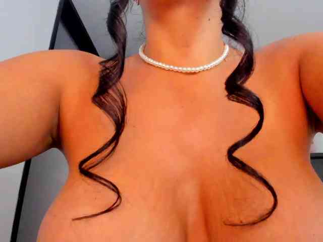 sara-maisa webcam