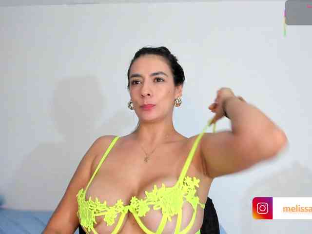 sara-maisa webcam