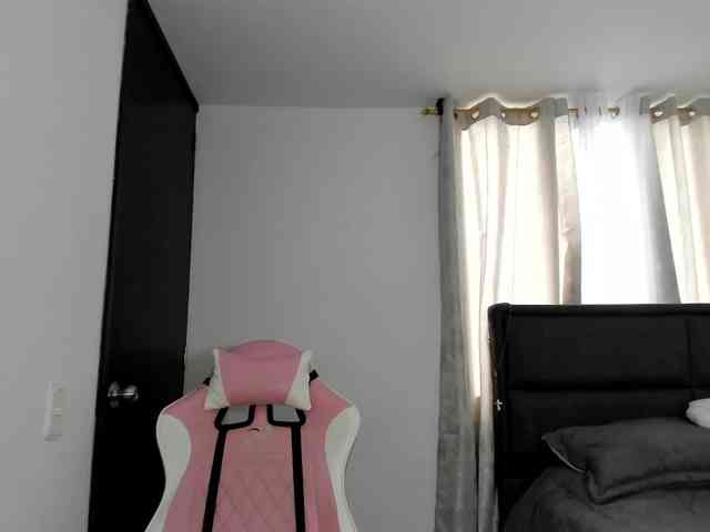 sara-maisa webcam