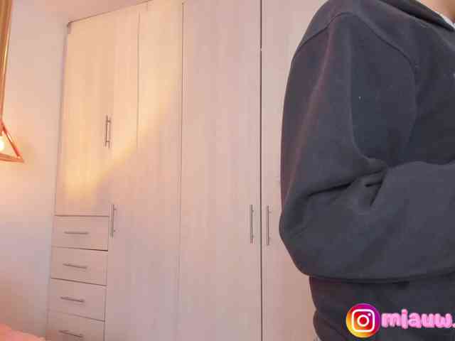 mianevaeh webcam