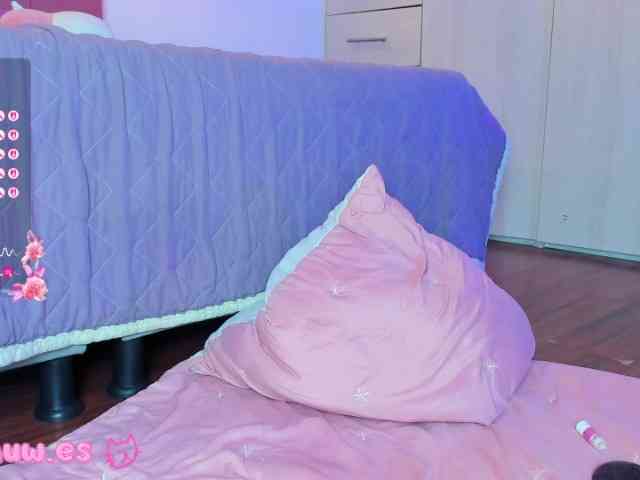 mianevaeh Live Webcam on BongaCams
