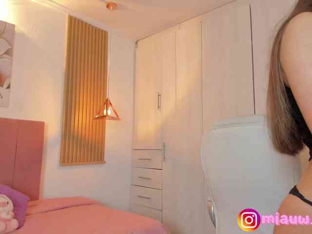 mianevaeh webcam