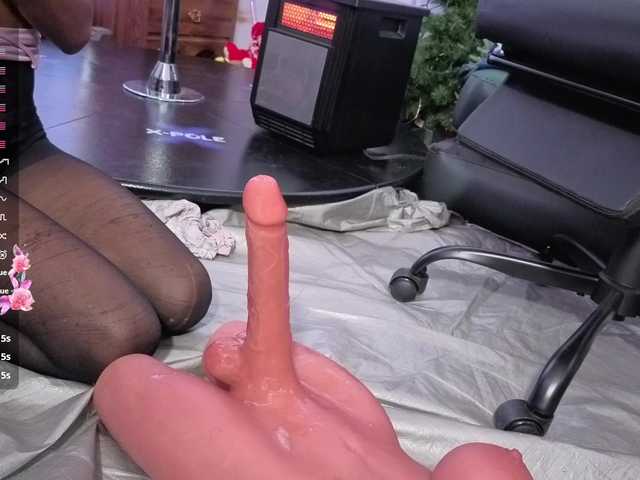 Mocha17's BongaCams show and profile