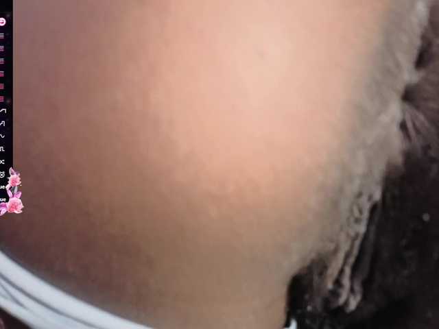 Mocha17's BongaCams show and profile