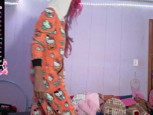 Mocha17's BongaCams show and profile