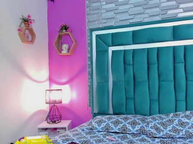 VALERYANDERSON's BongaCams show and profile