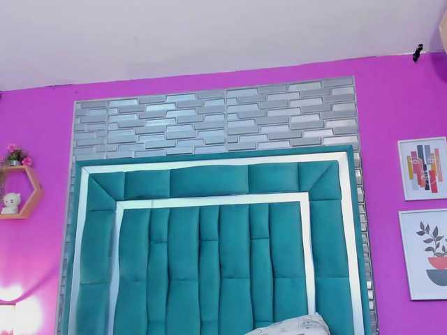 VALERYANDERSON's BongaCams show and profile