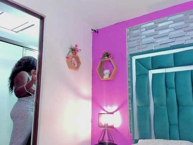 VALERYANDERSON's BongaCams show and profile