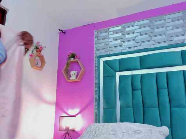 VALERY_ANDERSON webcam