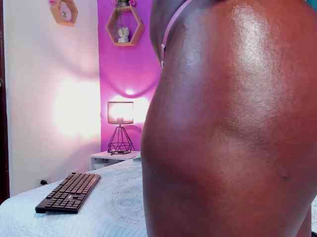 VALERY_ANDERSON webcam