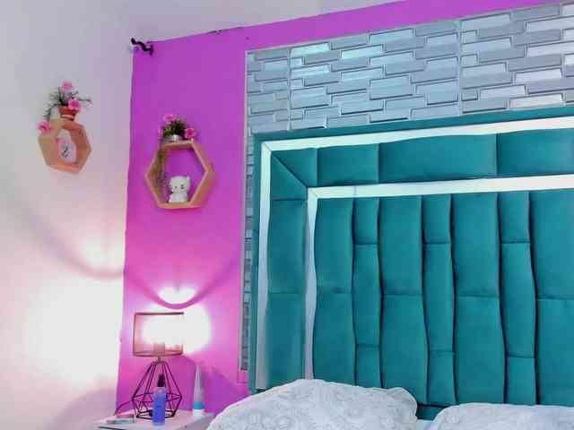 VALERY_ANDERSON webcam