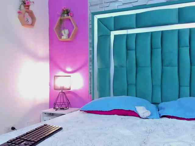 VALERY_ANDERSON webcam